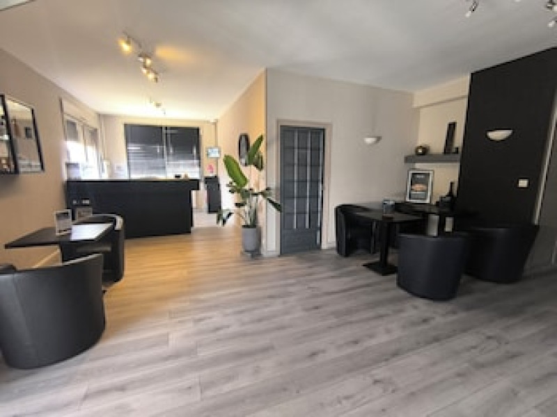 ADONIS LYON EST - HOTEL ARTYS