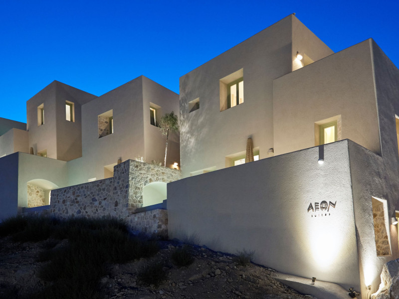 Aeon Suites Santorini