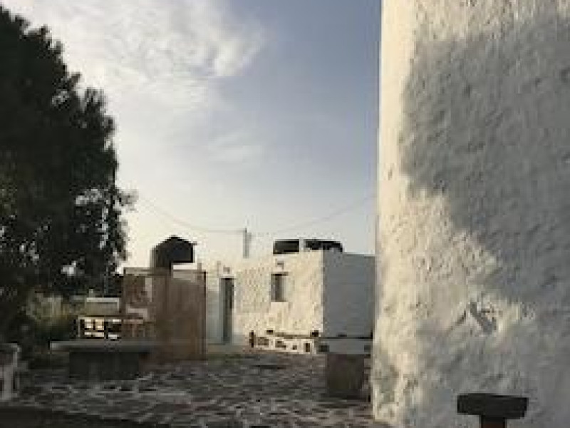 Aera Milos