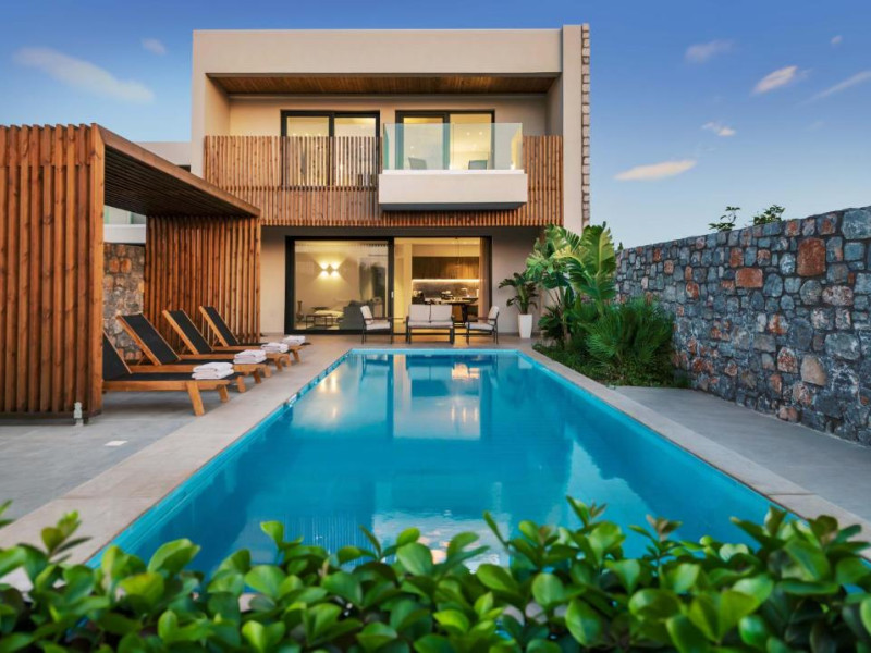 Aethrion Luxury Villas & Suites