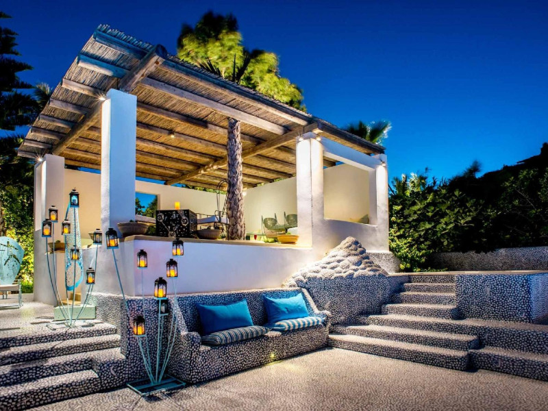 Agalia Luxury Suites
