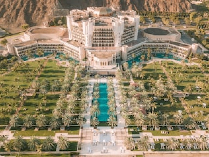 AL BUSTAN PALACE A RITZ-CARLTON