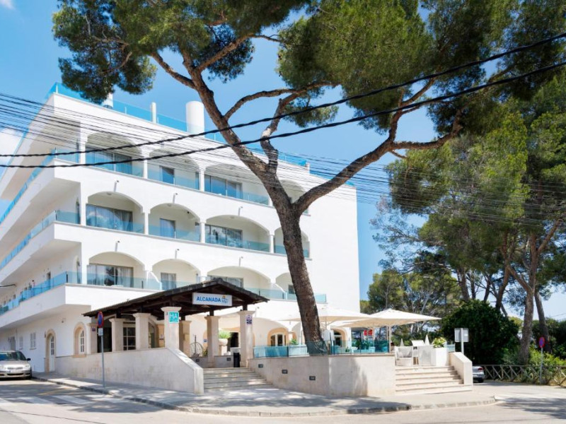 Hotel Alcanada Golf