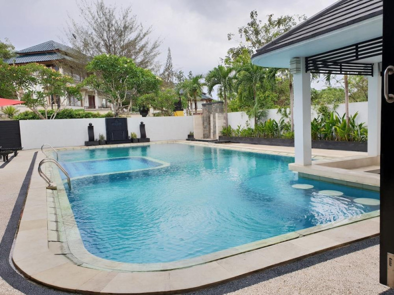 Aldeoz Nusa Dua Private Villa Bali