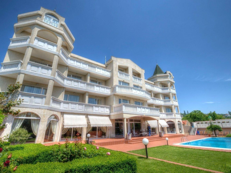 Alekta Hotel