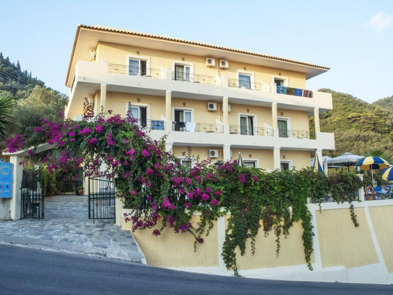 Alonakia Hotel