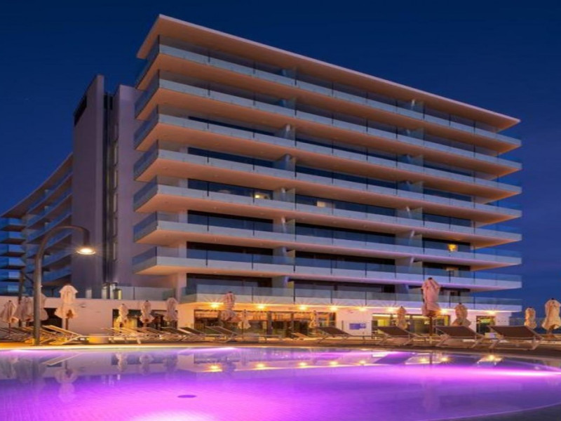 Amphora Hotel