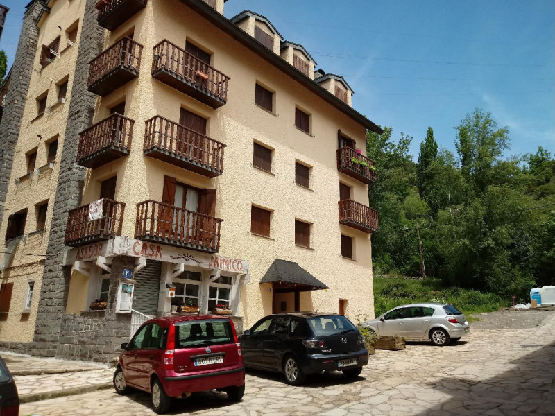 Apartamentos Sallent-Escarrilla 3000