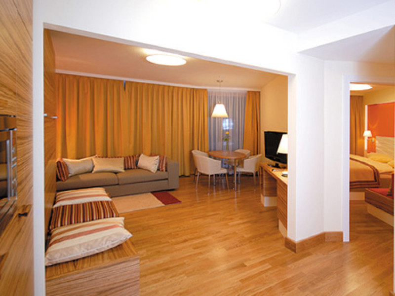 Aparthotel Adler