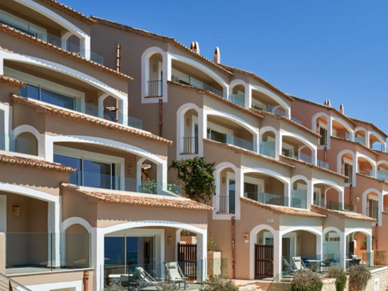 Aparthotel Bahía Suites Camp De Mar