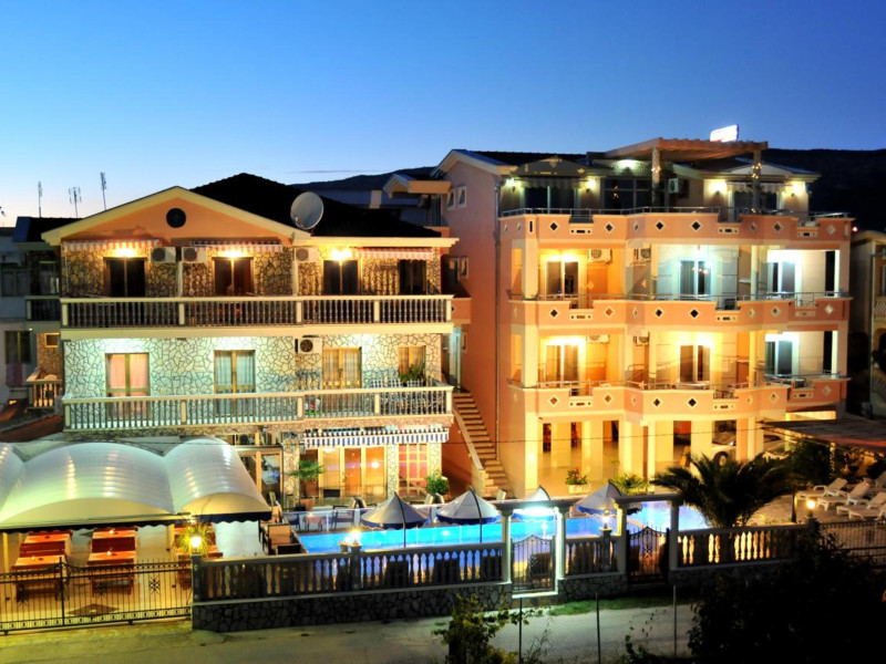 Aparthotel Villa Primafila