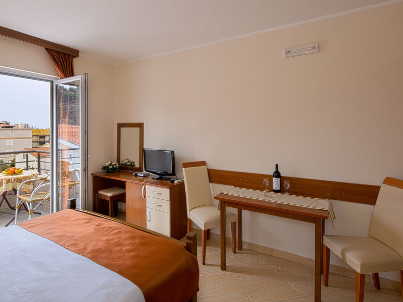 Apartments Holiday