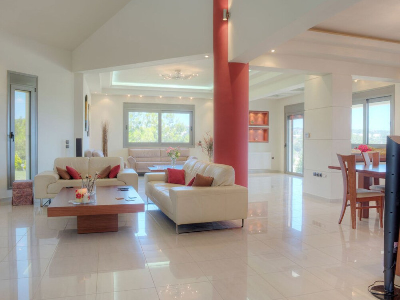 Artemis Villa