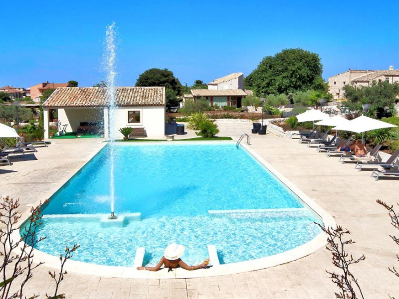 Artemisia Resort
