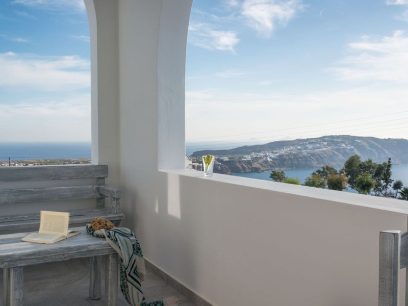 Aspronisi Luxury Villa