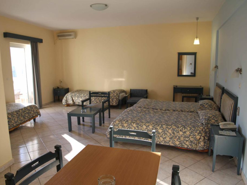 Astron Hotel