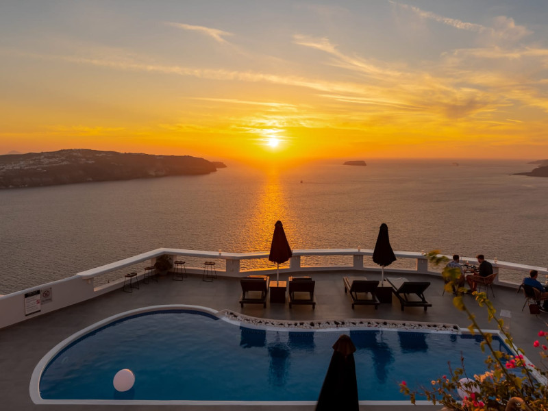 Athermi Suites Santorini