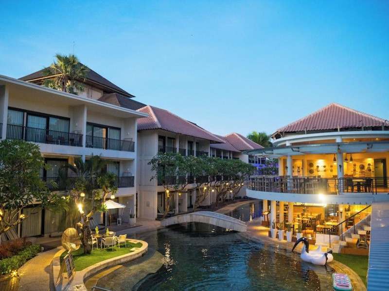 Away Bali Legian Camakila