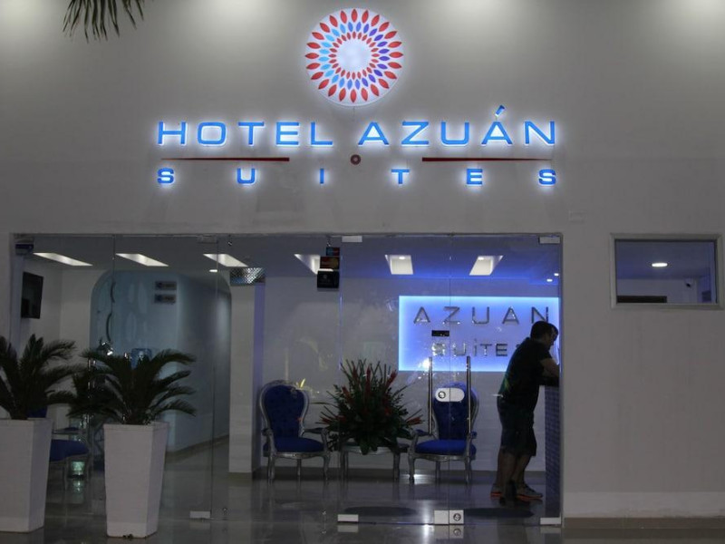 Azuán Suites Hotel By GEH Suites