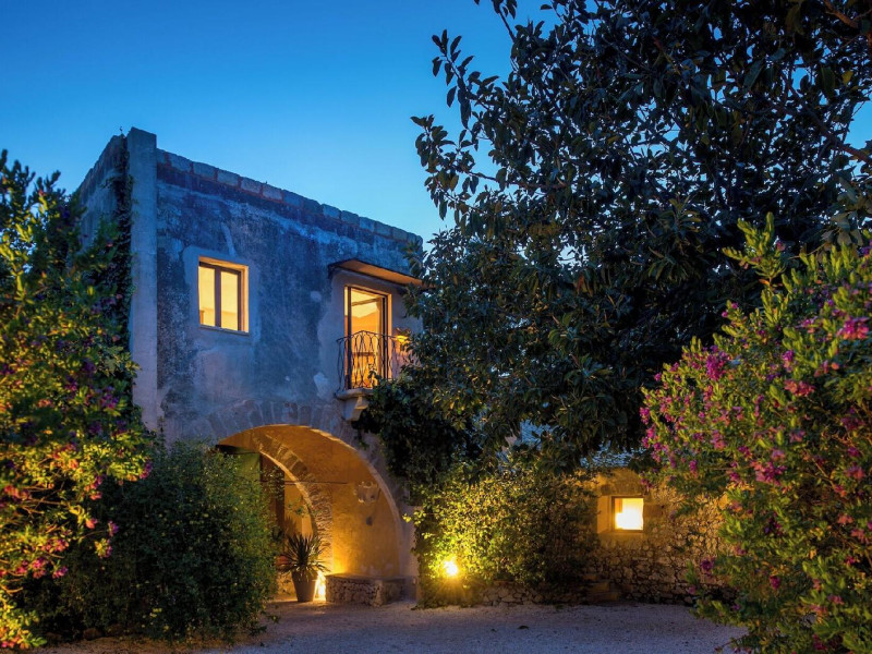 Baglio La Porta Di San Gerardo By Geocharme