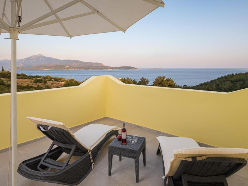 NAFTILOS