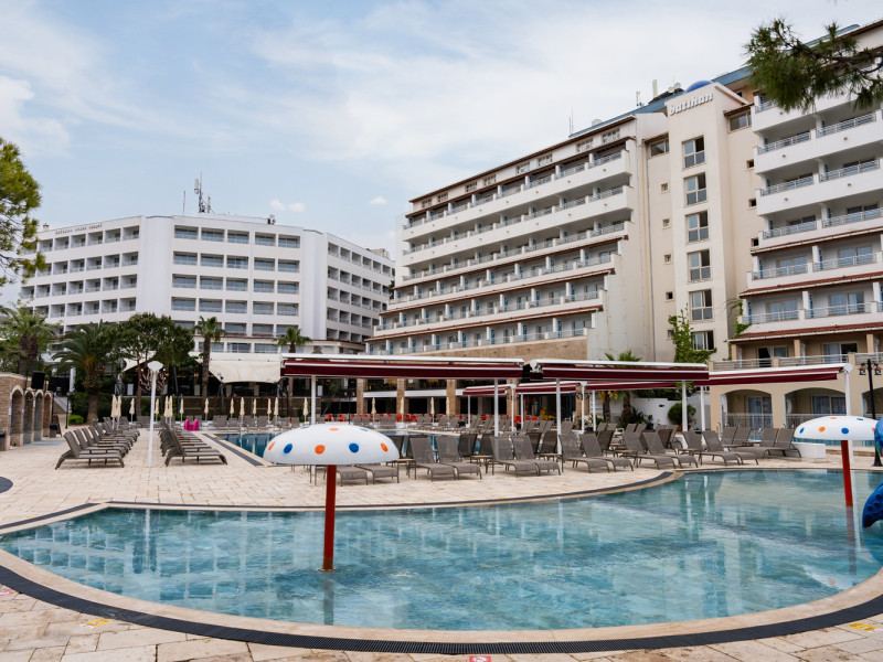 Batihan Beach Resort & Spa
