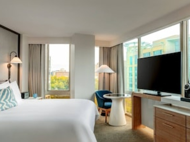BEACON HOTEL & CORPORATE QUARTERS