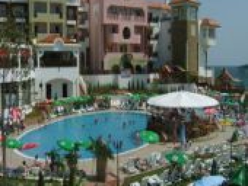 Bella Vista Beach Club