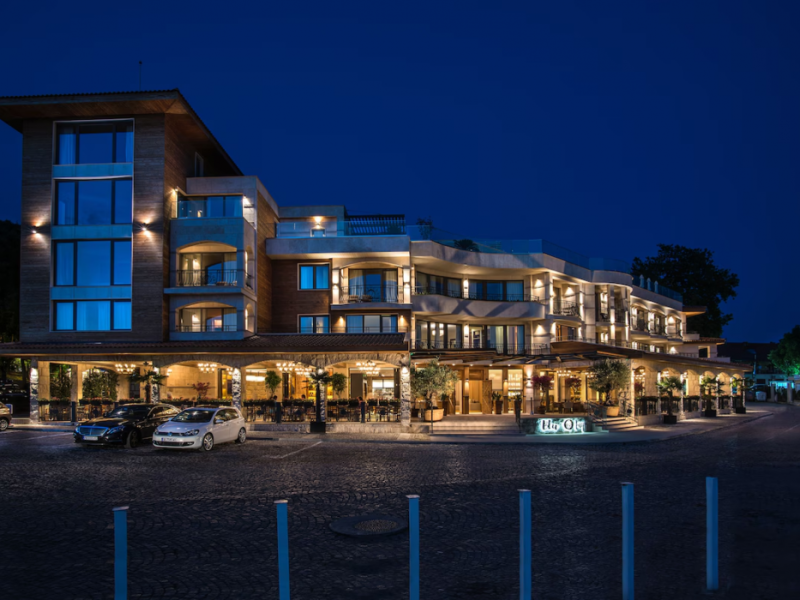 BLU BAY SOZOPOL