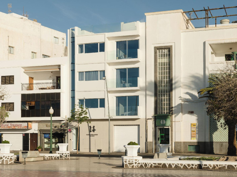 Blue Marina Suites Boutique Apartments