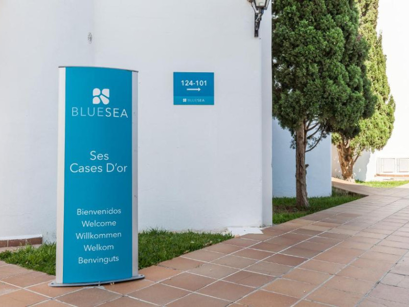 Blue Sea Ses Cases dOr