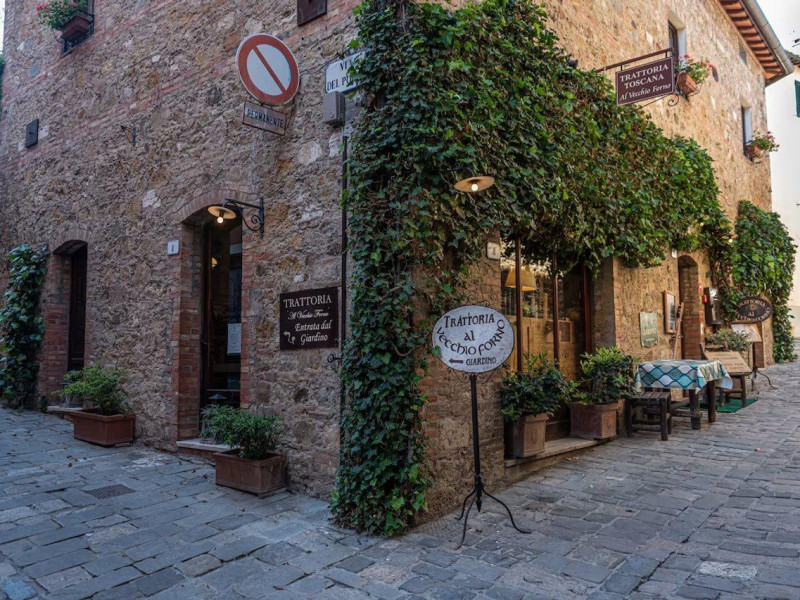 Borgo San Quirico D'orcia B&B - Capitano Collection - Albergo Diffuso