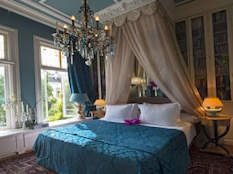 BREITNER HOUSE
