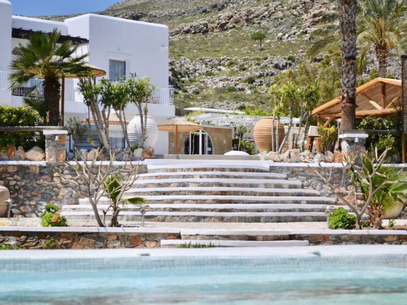 Caesars Gardens Hotel & Spa
