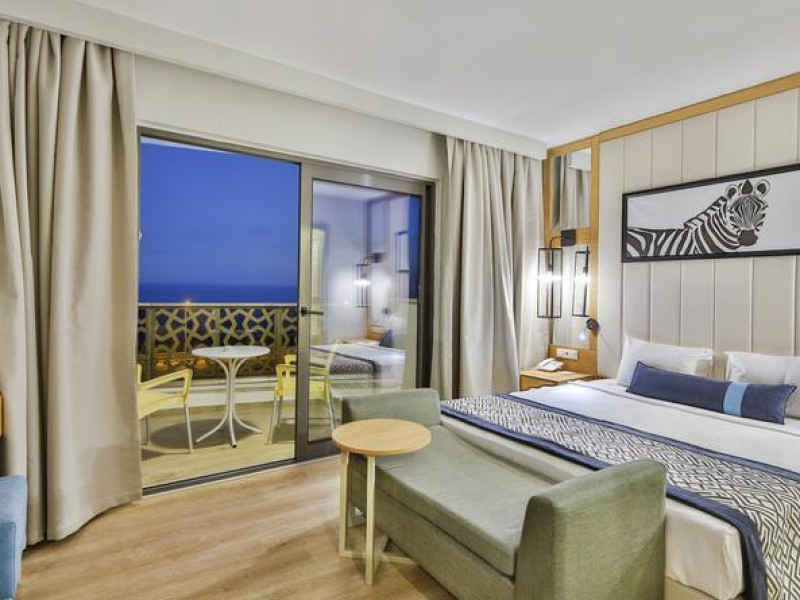 CALIDO MARIS HOTEL