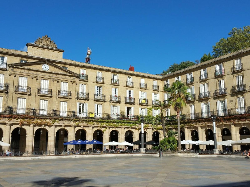 Casual Bilbao Serantes