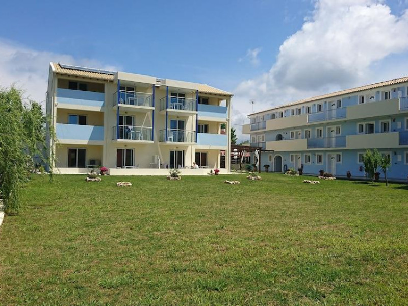 CHRISTAKIS HOTEL