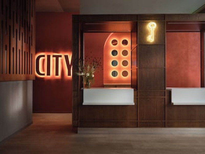 CITY HOTEL