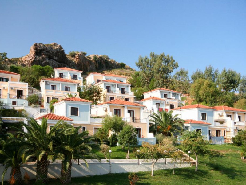 Clara Resort