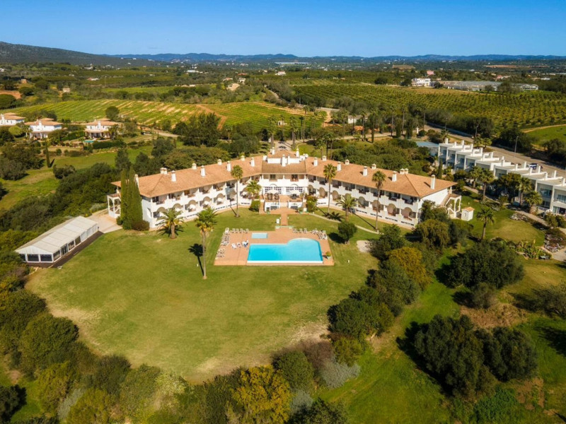 Colina Verde Resort
