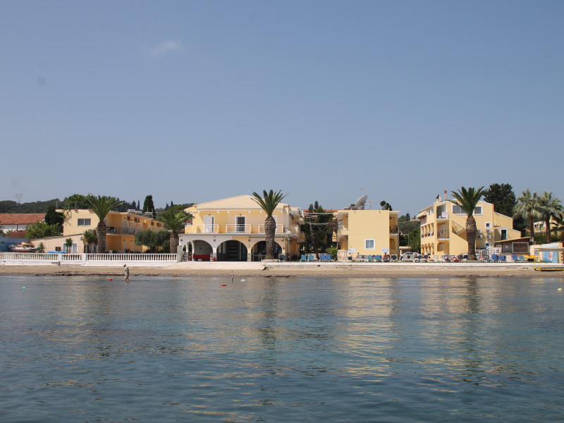 Complex Lemon Grove Beach Hotel