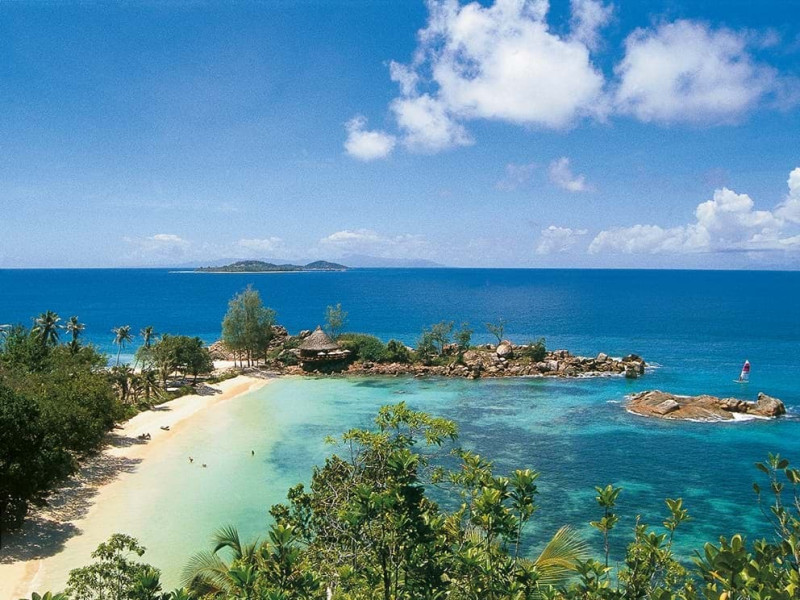 CONSTANCE LEMURIA PRASLIN SEYCHELLES