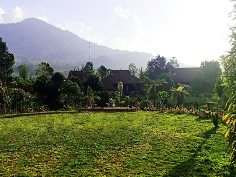 Danau Buyan Resort