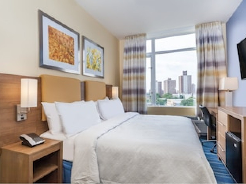 DAYS INN BY WYNDHAM BROOKLYN CROWN HEIGHTS