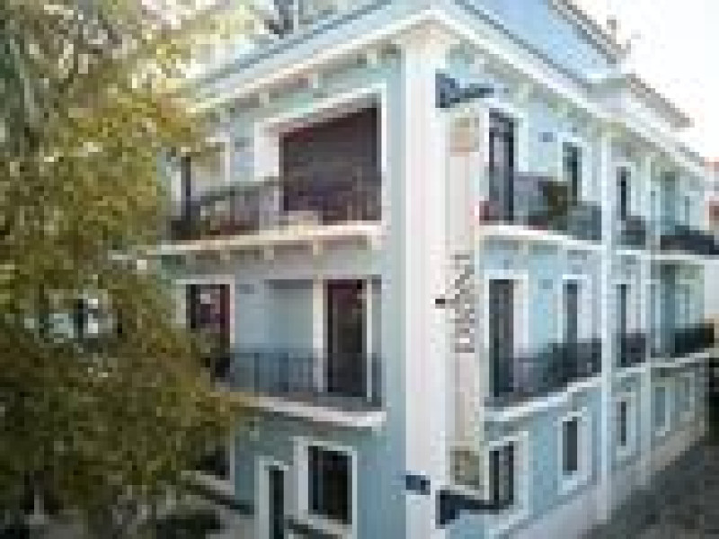 Dioni Boutique Hotel