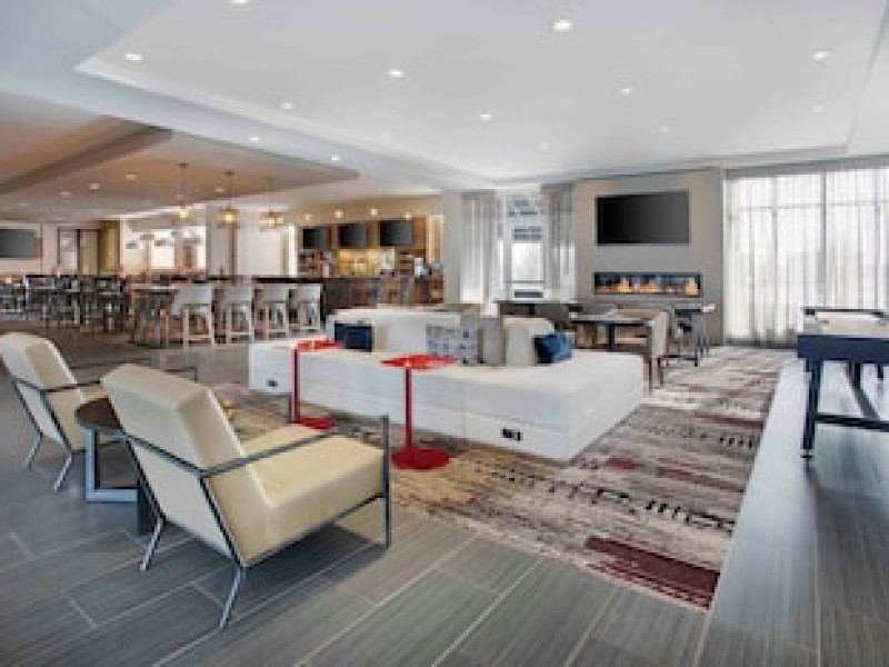DOUBLETREE BY HILTON CHICAGO MIDWAY AIRPORT