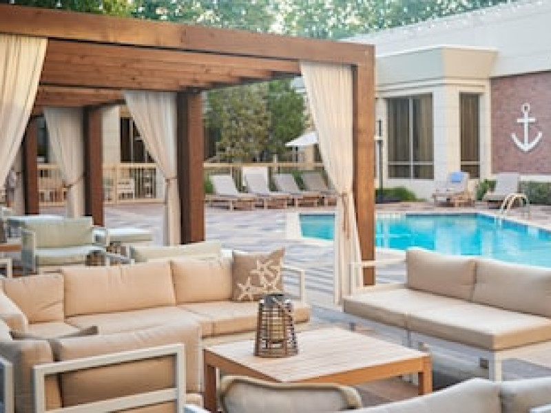 DOUBLETREE BY HILTON DALLAS - MARKET CENTER