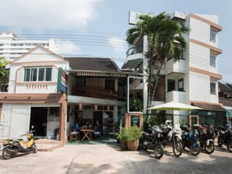 DUTCH GUESTHOUSE