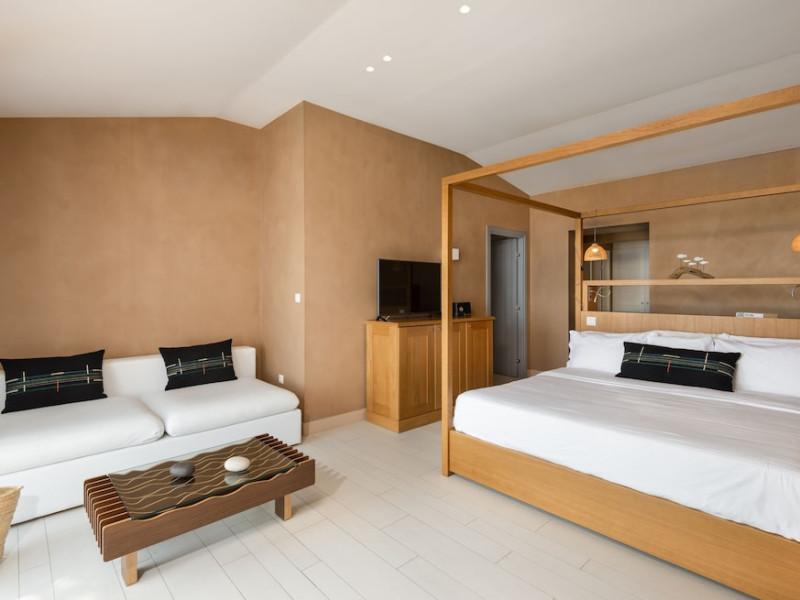 EAGLES PALACE - SMALL LUXURY HOTELS OF THE WORLD