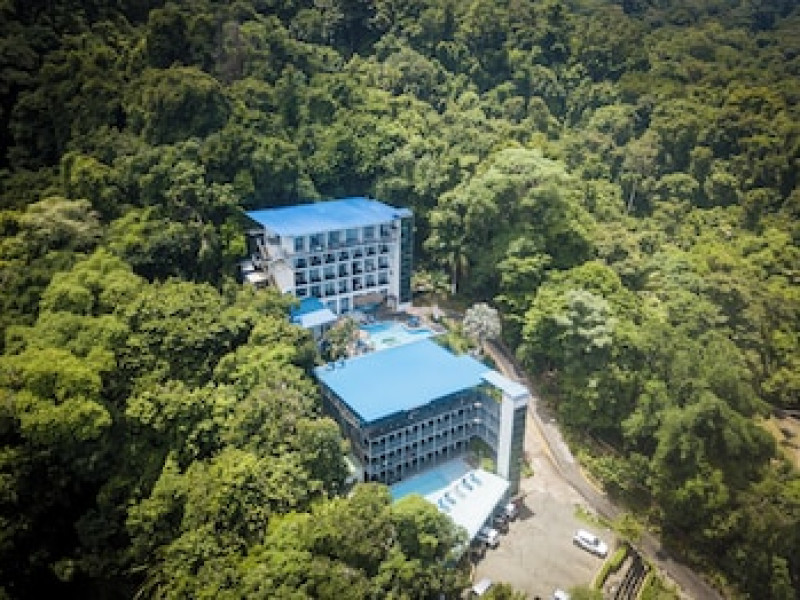 EL FARO BEACH HOTEL
